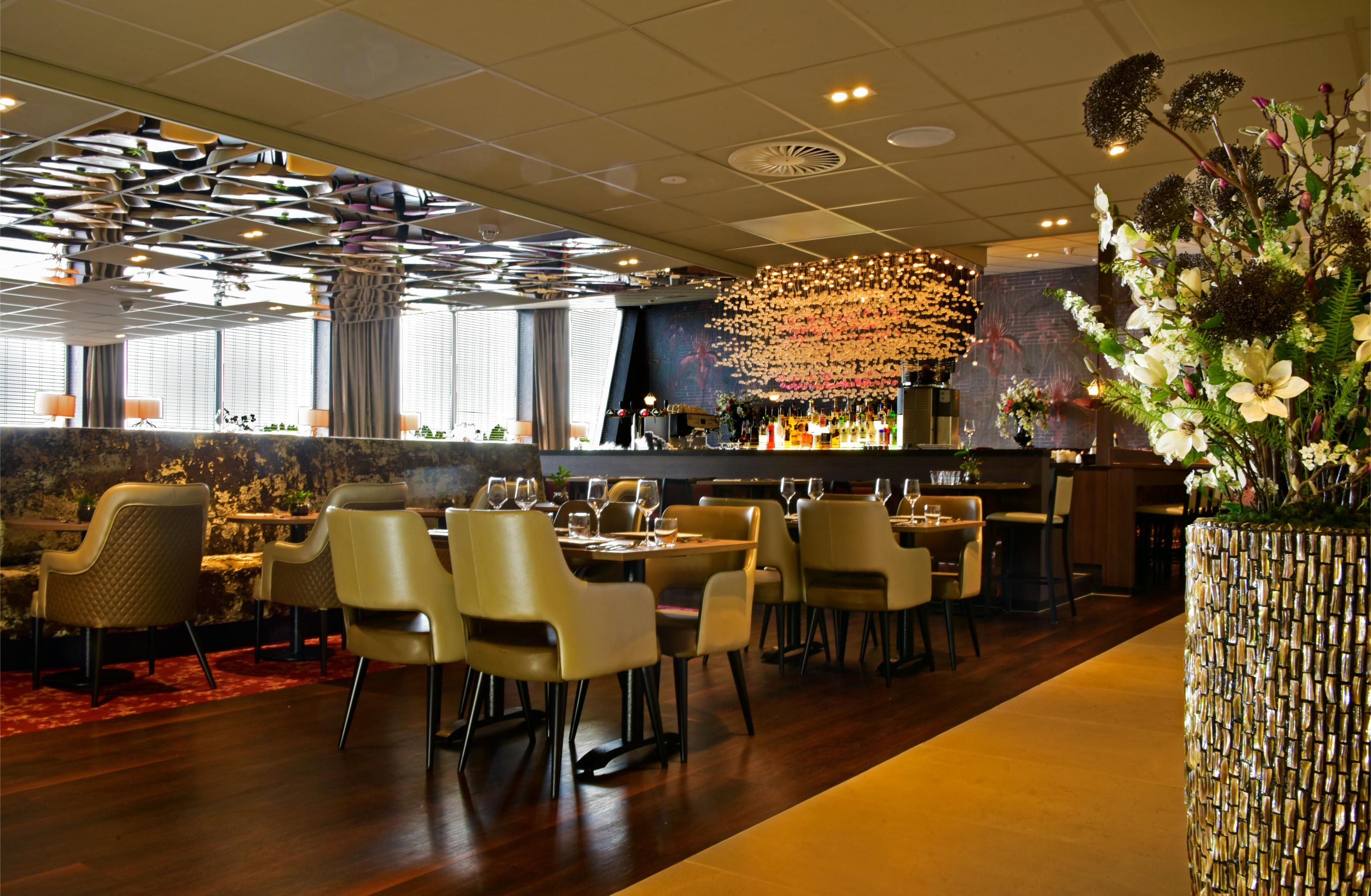 Riva Hotel restaurant en bar
